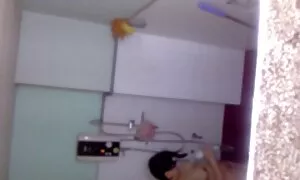 妻はクニ彼女の夫を蹴ります アダルト 女性 用 無料 動画