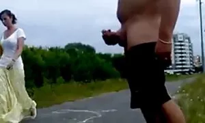 若い乳首は二人の男性にフェラチオを与えます 女性 用 アダルト 無料 動画